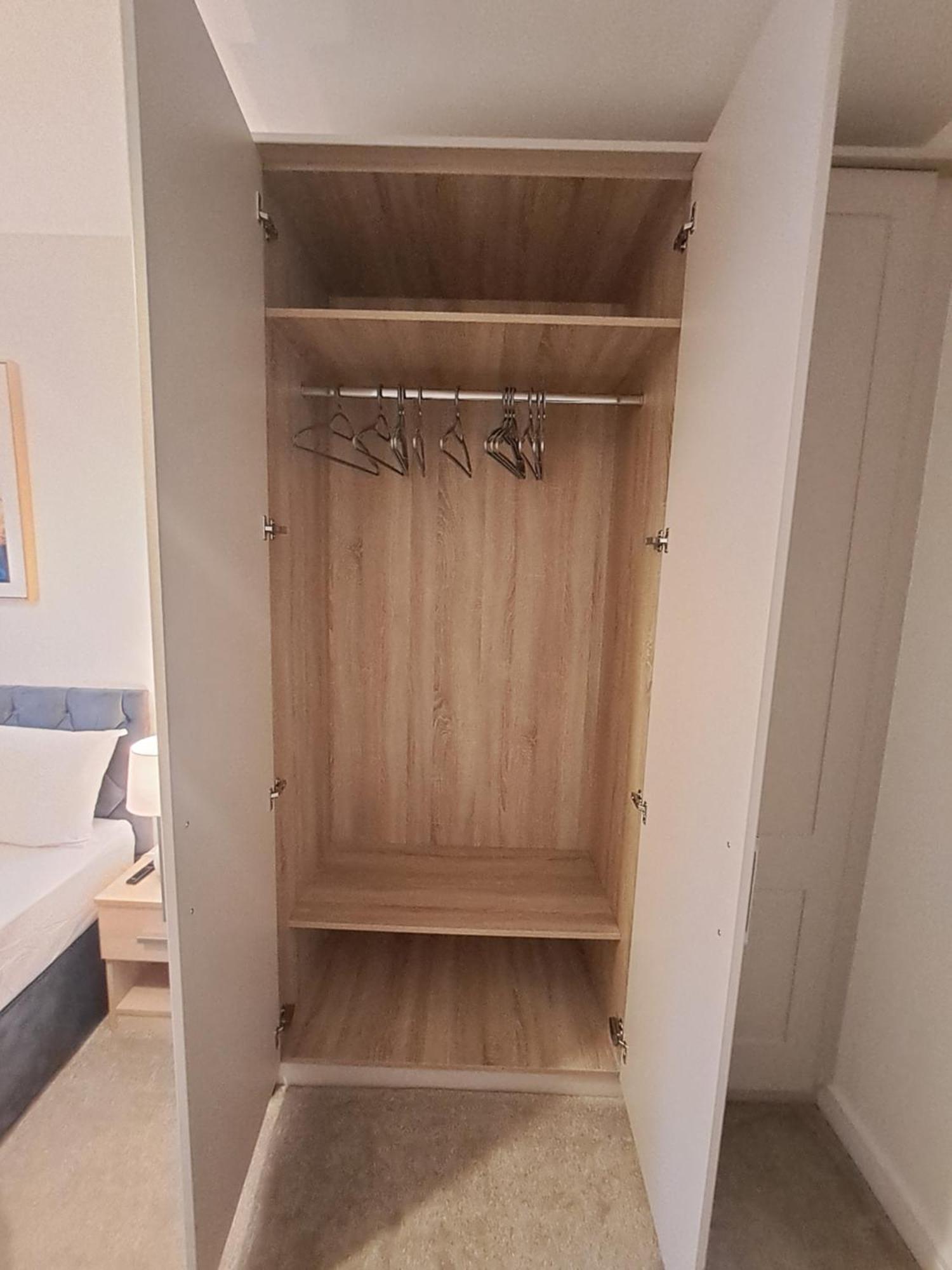 Cozy Bedroom In Lucan, Δουβλίνο Εξωτερικό φωτογραφία