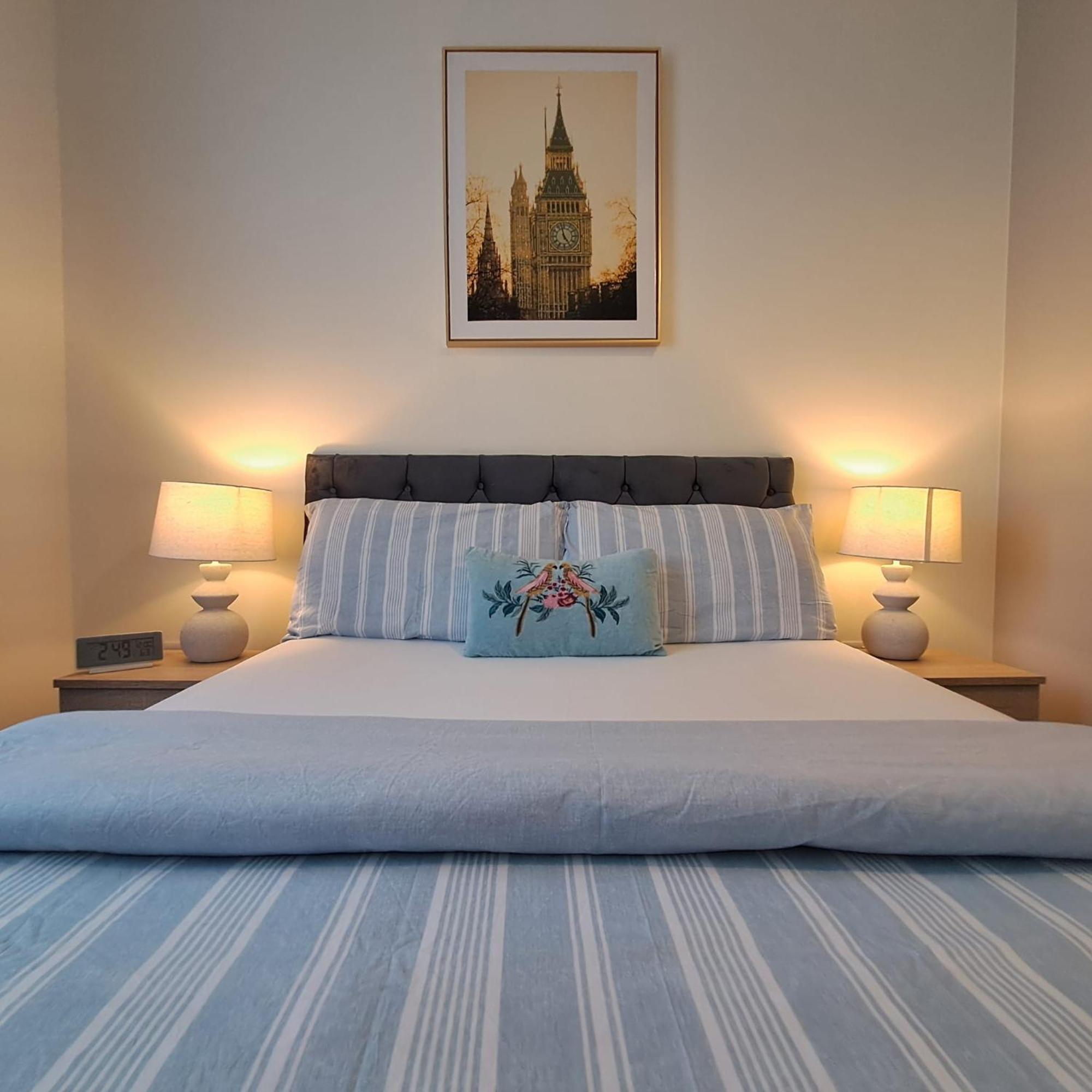 Cozy Bedroom In Lucan, Δουβλίνο Εξωτερικό φωτογραφία